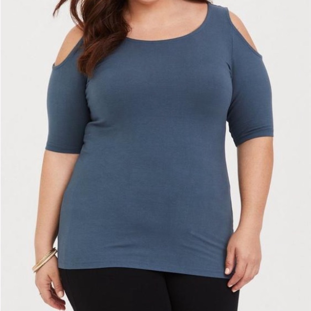 Torrid Foxy Scoop Neck Cold Shoulder Tee